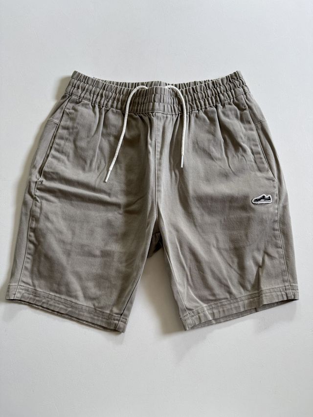 Bermuda Puma Grigi con logo sneaker – Taglia S