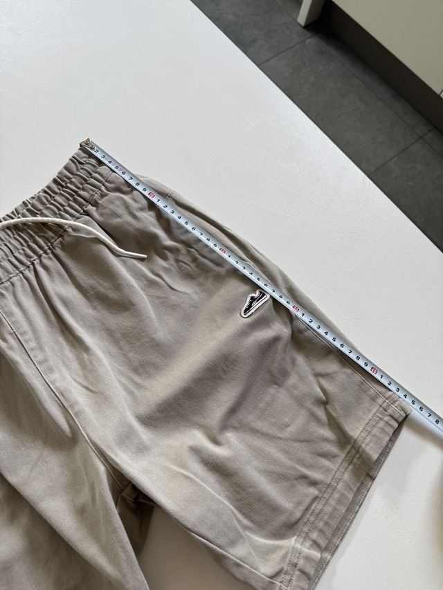 Bermuda Puma Grigi con logo sneaker – Taglia S