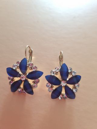 Orecchini fiore blu zaffiro zirconi