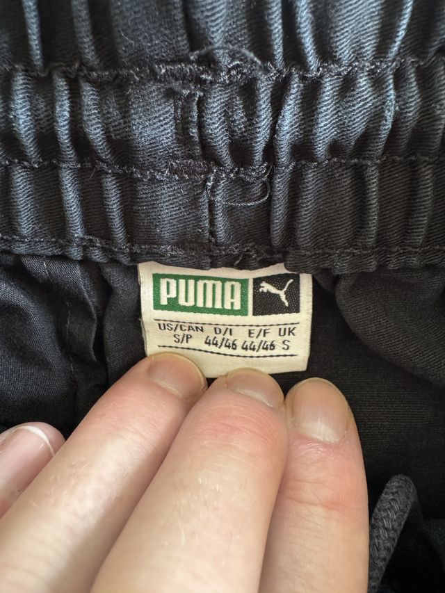 Bermuda Puma neri con logo sneaker – Taglia S