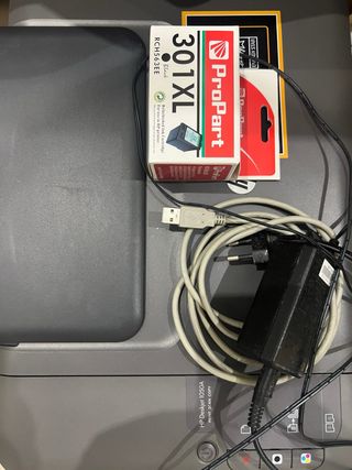 HP Deskjet 1050A - Impresora Multifunción