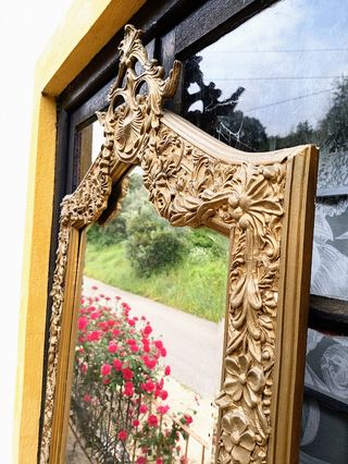 Espelho antigo dourado - moldura talhada