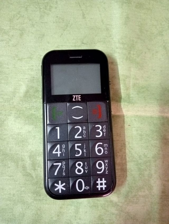 Teléfono ZTE - móvil para mayores