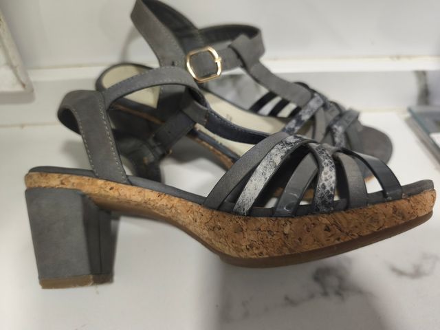 Sandalias gries Di Fontana