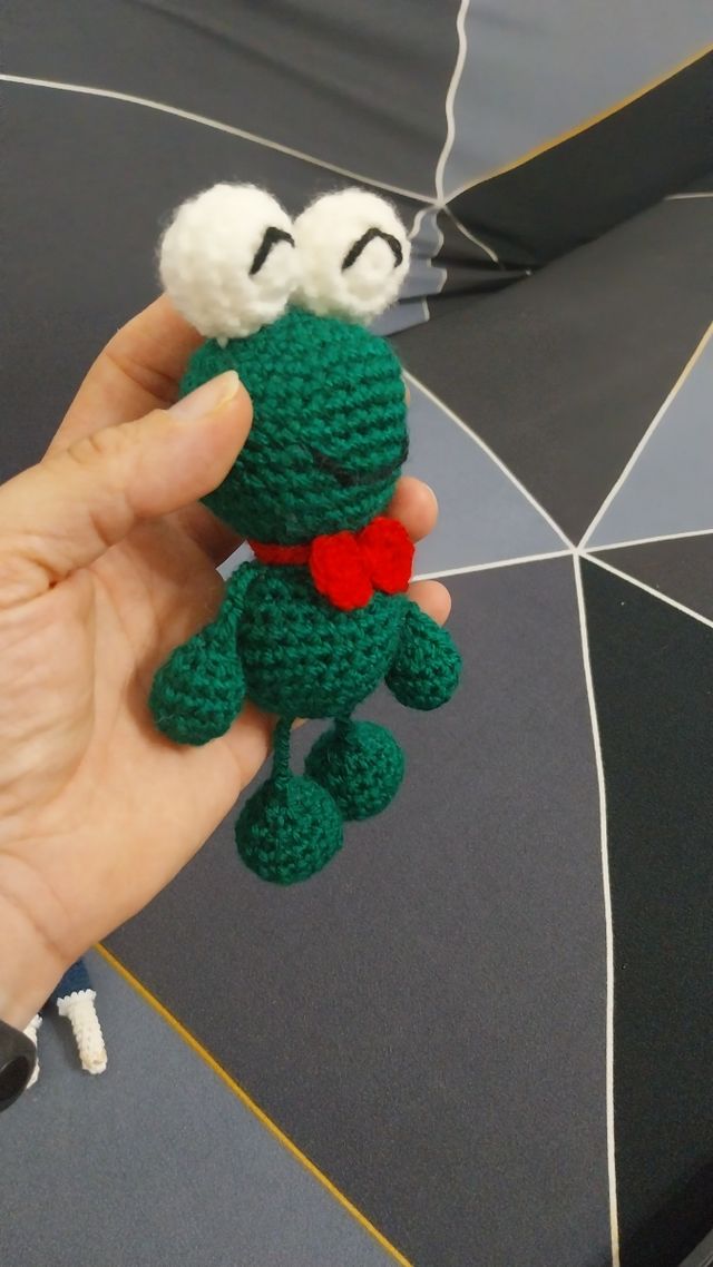 Rana amigurumi