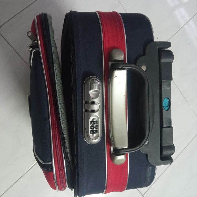 Maleta viaje - Azul y Roja