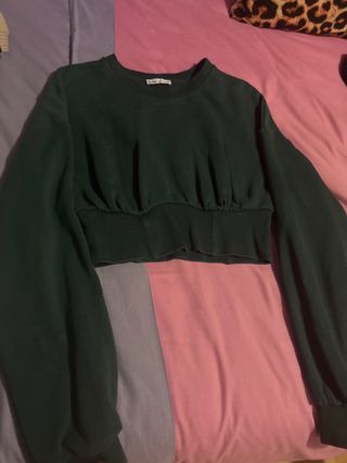 Sudadera verde corta
