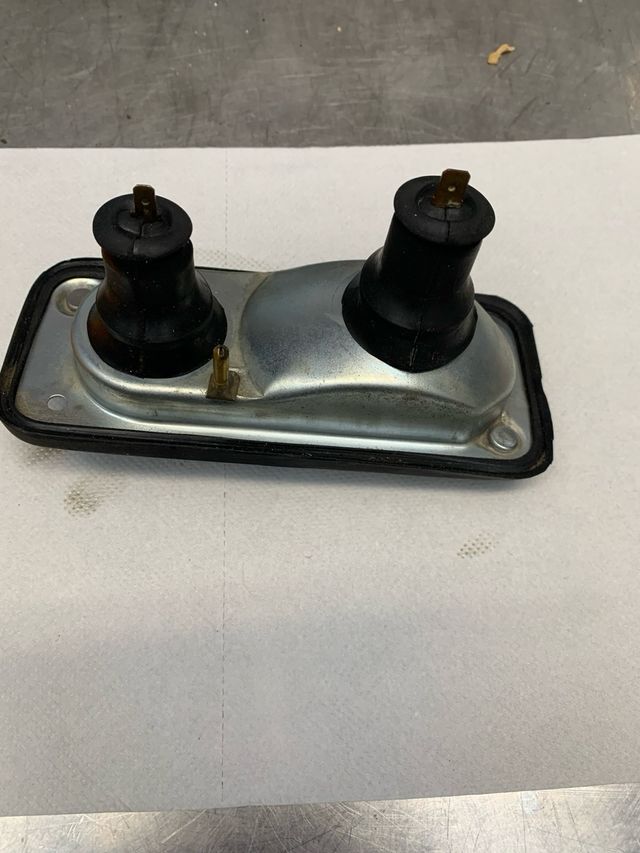 Pilotos delanteros Renault 7