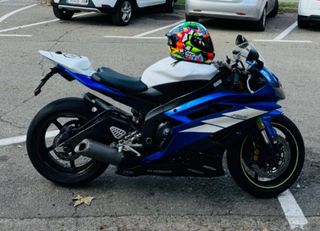 YAMAHA YZF R6