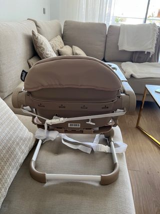 Trona plegable bebé beige