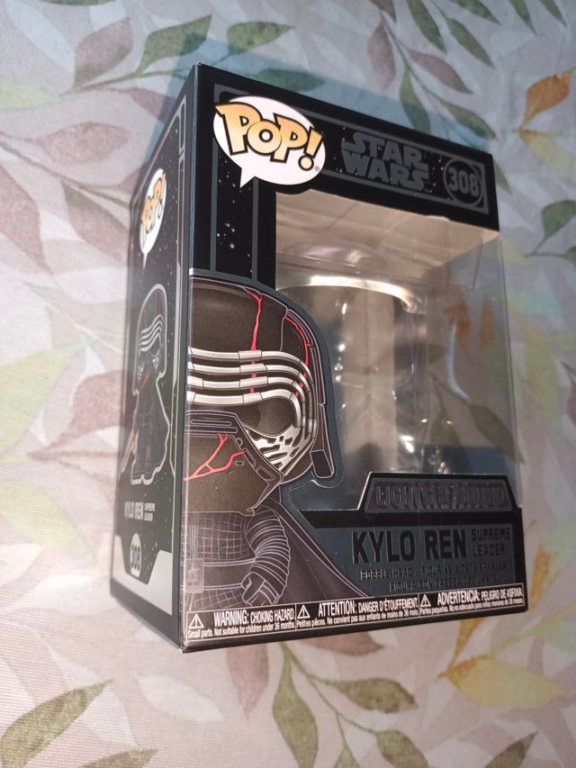 Funko Pop! Kylo Ren Supreme Leader #308