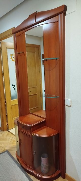 Mueble recibidor con espejo