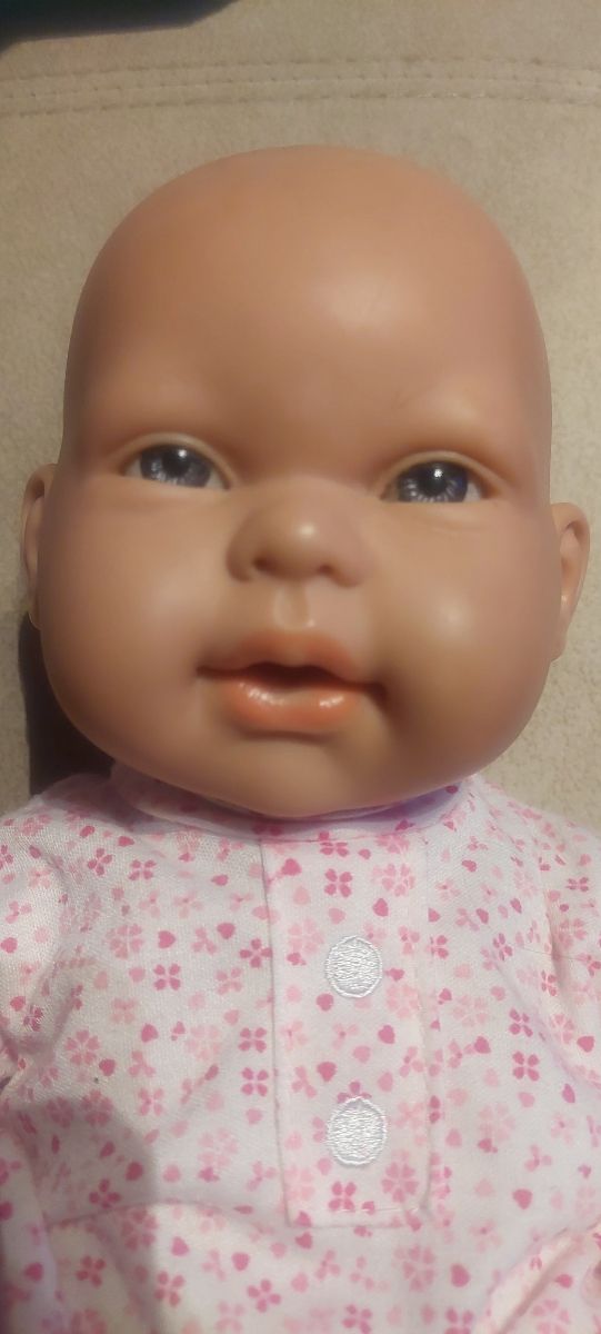 Muñeca bebé Miyo realista