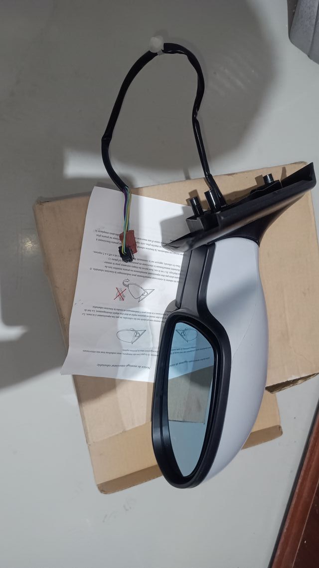 Retrovisor C5 derecho: Imprimación, nuevo