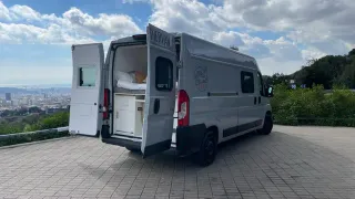 Alquiler furgoneta camper 3pax en Barcelona