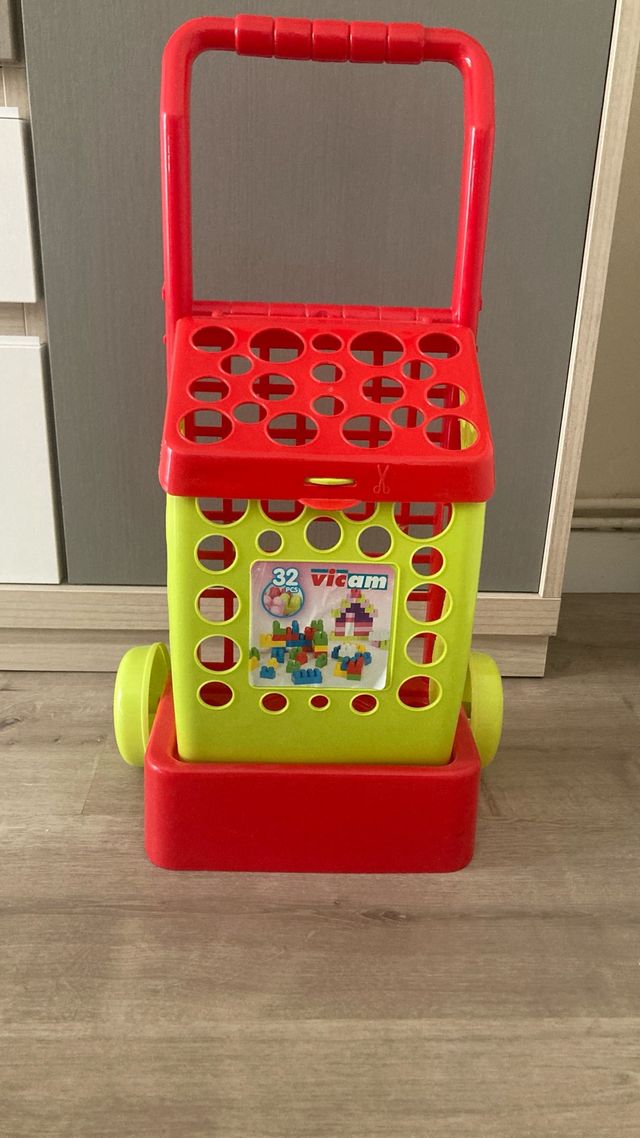 Carrito compra Vicam - Juguete
Con accesorios.