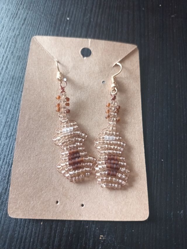 Pendientes guitarra - beige, marrón