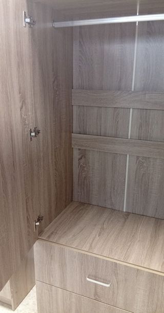 ARMARIO DE 2 PUERTAS + CAJONES Y ESPEJO