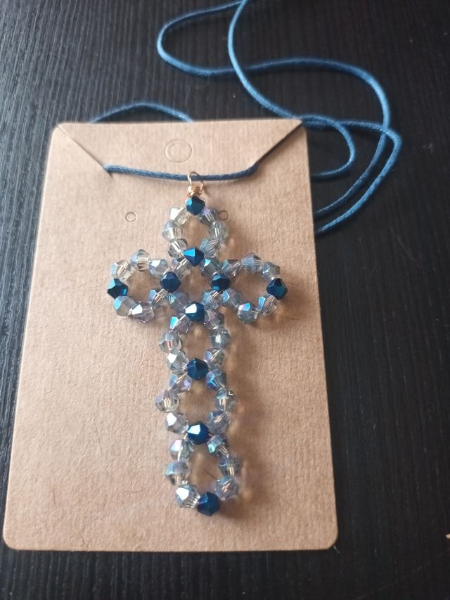 Collar Cruz Cristal Azul