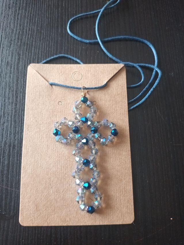 Collar Cruz Cristal Azul