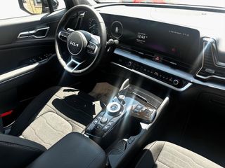 Kia Sportage Tech Hybrid 4WD 
