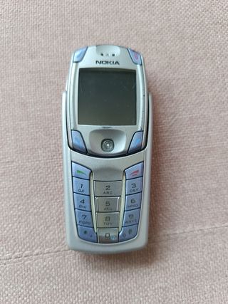 Nokia 6820 - Teléfono móvil vintage