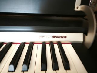Piano digital Roland Dp 970