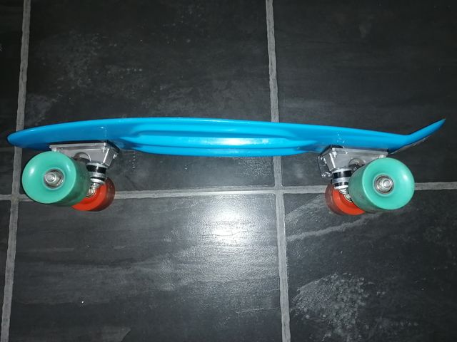 Patineta Sun Sport azul excelentes condiciones