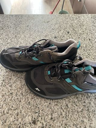 Zapatillas trekking grises turquesa