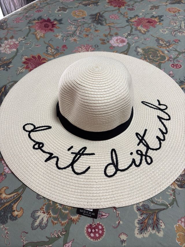 Pamela 'Don't Disturb'