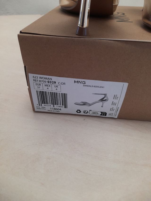 Sandalias Mango doradas