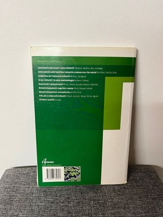 2 libros CFGS Educación infantil