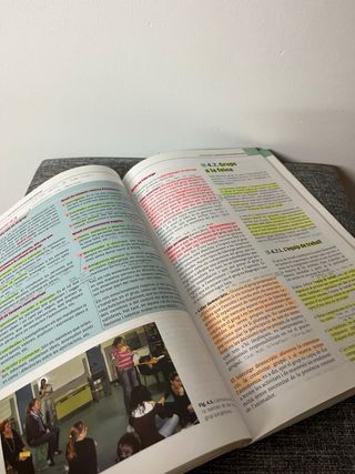 2 libros CFGS Educación infantil