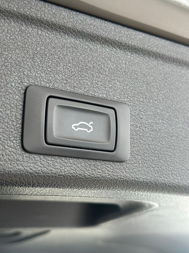Audi A4 Avant 35 TDI 163cv Black Line 