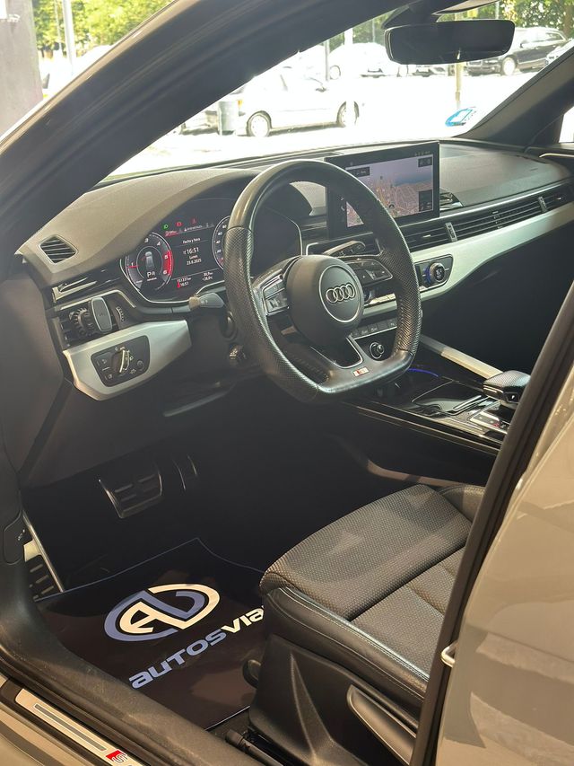 Audi A4 Avant 35 TDI 163cv Black Line 