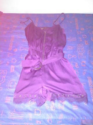 Mono satén morado - Fiesta