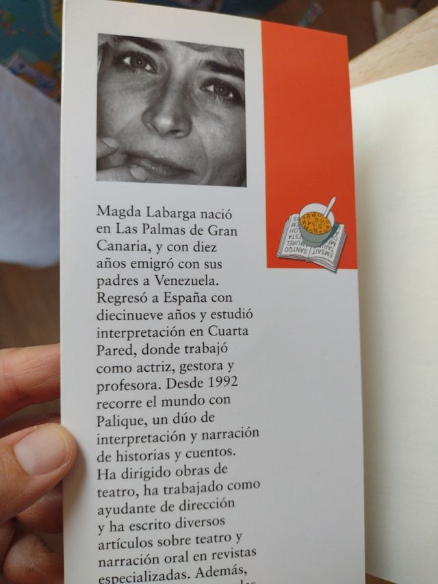 Lejos. Teatro, diálogos. Sopa De Libros / Books.