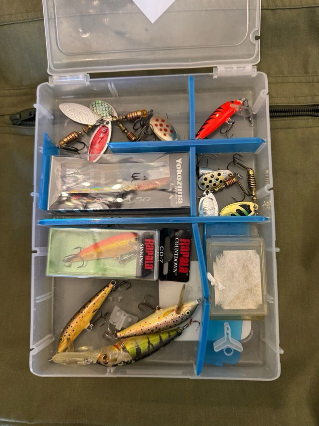 Material y anzuelos de Pesca Variados