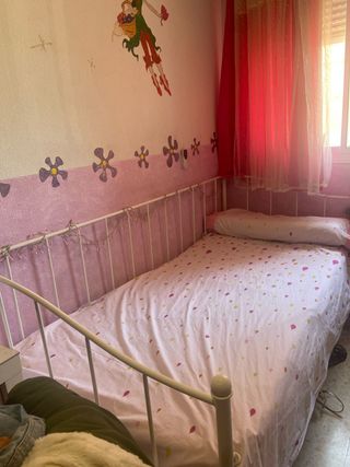Cama individual blanca