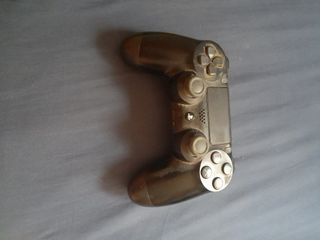 Mando PS4 (PlayStation 4) un poco roto