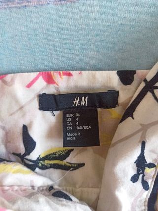 Vestito floreale bianco in cotone