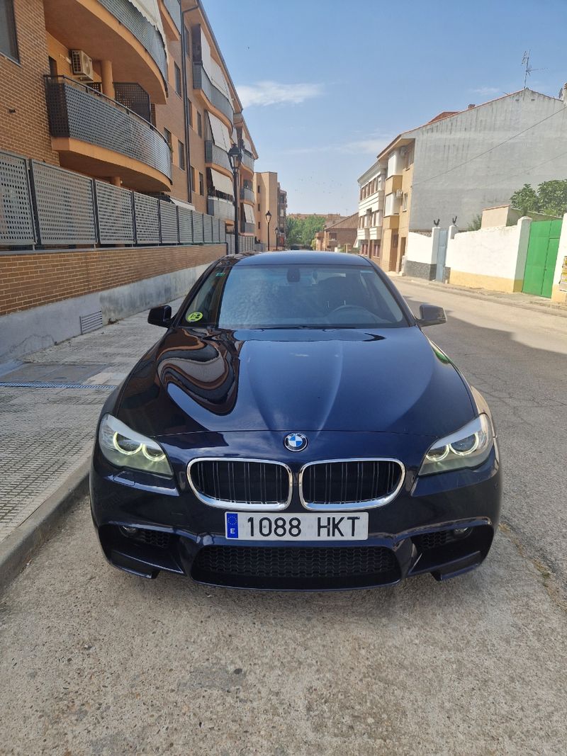 BMW Serie 5 2012 - foto 1