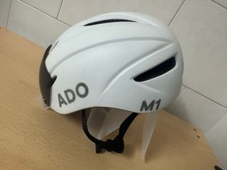 Casco bici ADO M1 bianco con visiera
