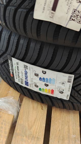Neumáticos Hankook nuevos 225/50r18
