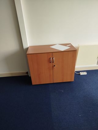 Estanterías y armarios oficina marron