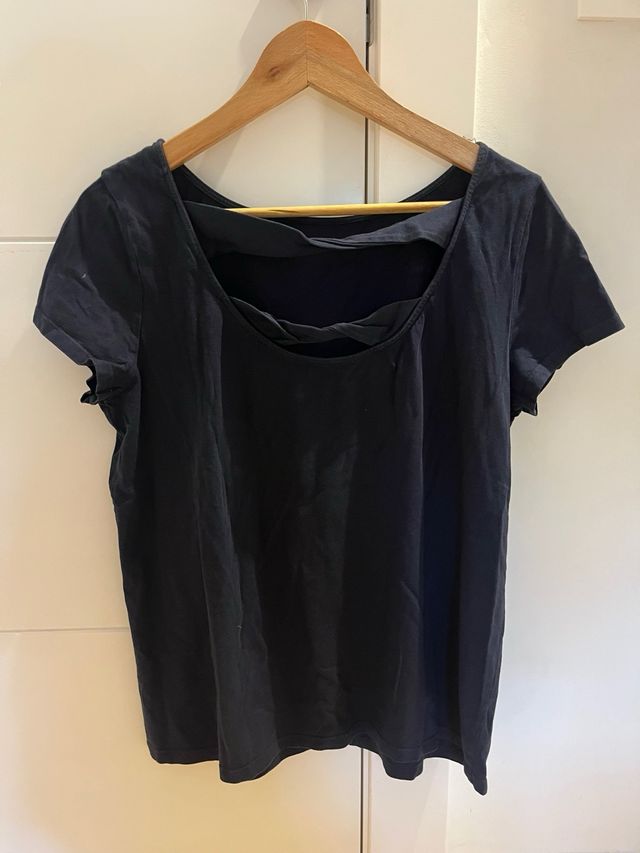 Camiseta azul estrellas