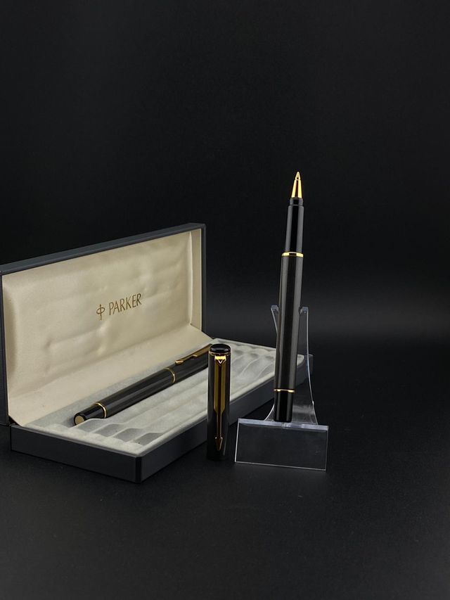 Set de Roller y Pluma estilográfica Parker Classic