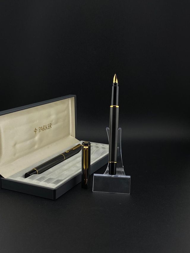 Set de Roller y Pluma estilográfica Parker Classic