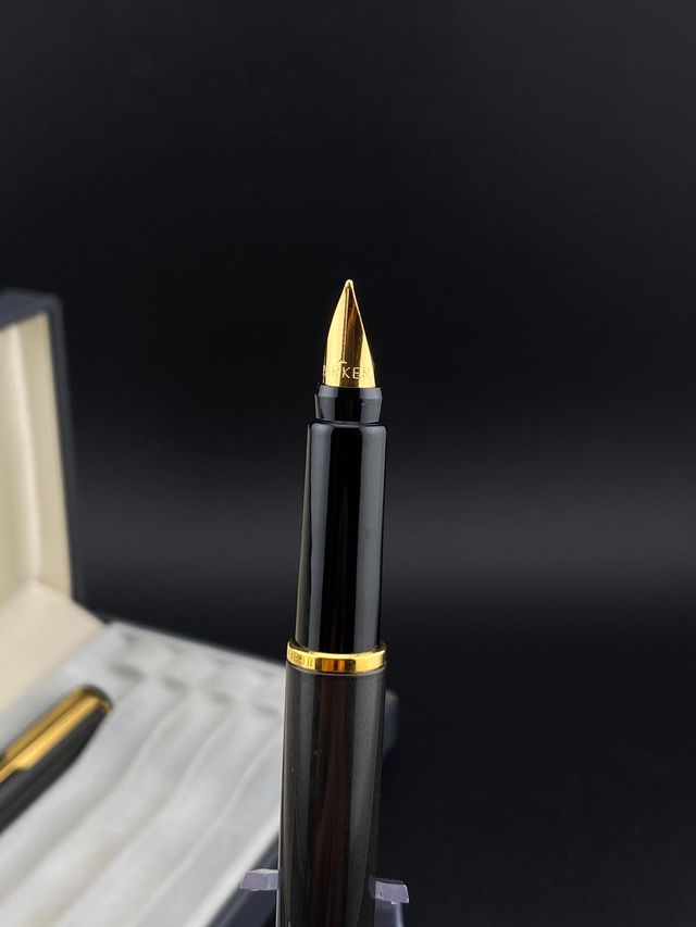 Set de Roller y Pluma estilográfica Parker Classic