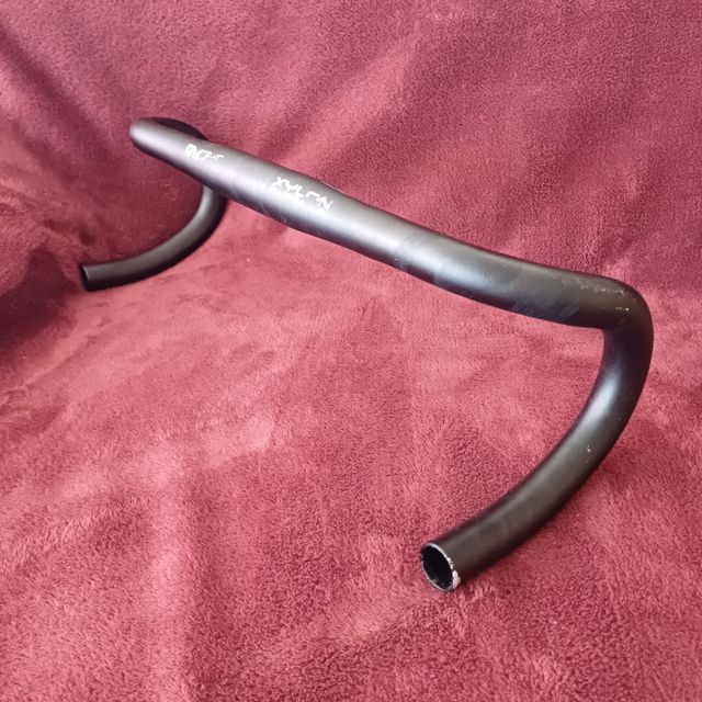 Pinarello Most Xylon -Manillar-